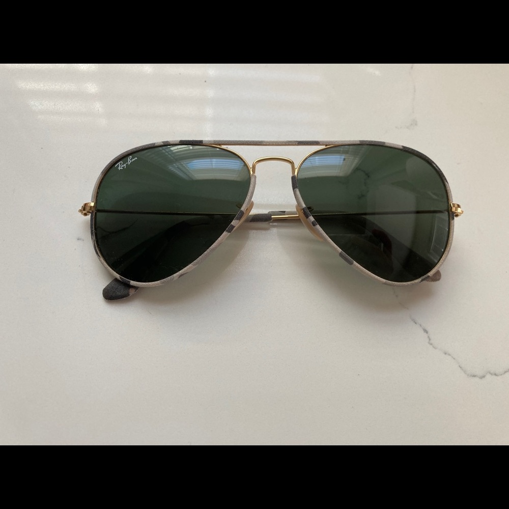 Ray-Ban Aviators - Picture 8 of 11